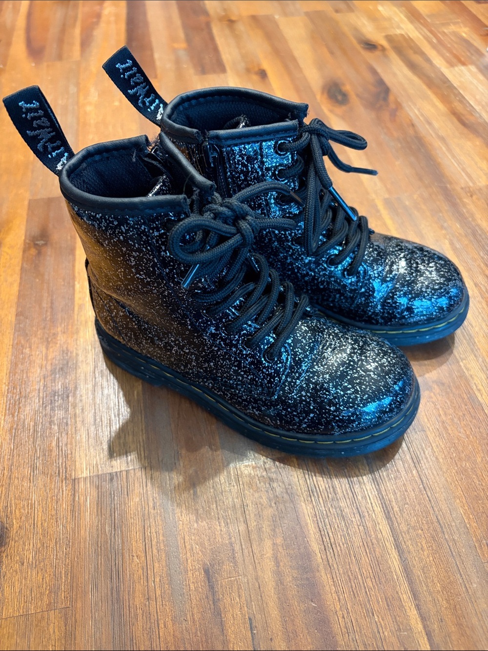 Dr. Martens Toddler Glitter Boots, Nebula Black/Silver, size 11 Toddler